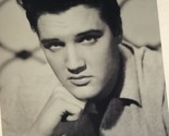 Elvis Presley Vintage Candid Photo Picture Elvis Black And White EP2 - £10.12 GBP