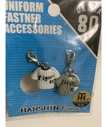 Hanshin Tigers Okada uniform fastener accessory key chain set - $479.16 MXN