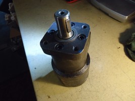 Unknown Model Compact Hydraulic Motor High Torque Black - $2,616.99 MXN