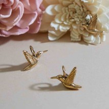Bronze 3D Hummingbird Charm 9x14mm - $142.11 MXN