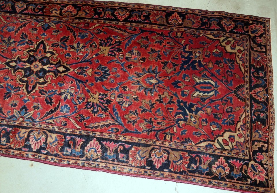 Handmade antique Oriental rug  2.5' x 7.4' (76cm x 225cm) 1900s - 1B803 Item image 5