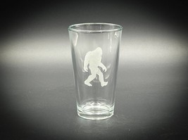 Bigfoot - Laser engraved pint glass - dishwasher safe! - £9.36 GBP