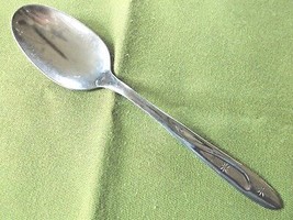 International Americana Star Stainless Soup Spoon Glossy 7&quot; USA 3 Starbursts - £4.64 GBP