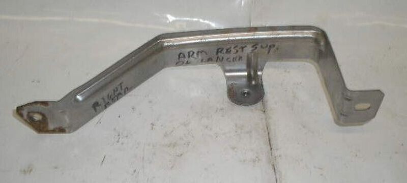 2006 Mitsubishi Lancer 4DR 2.0L AT Right Rear Door Arm Rest Support - $2.88