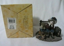 Yesterday&#39;s Child Shannon &amp; Wilson Wait&#39;n For Grandma Figurine 1998 Mib - £6.91 GBP