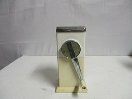 Vintage 1950&#39;s ICE-O-MAT Hand Crank Ice Crusher Retro Mid Century  - £23.80 GBP