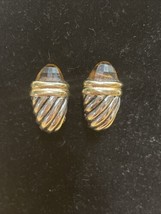 Vintage Unsigned Silver Tone Teardrop Earrings KG Beautiful Fashion Jewelry - £11.87 GBP