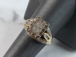 Womens Vintage Estate 10K Yellow Gold Diamond Cluster Ring 4.3g E1078 - £489.68 GBP