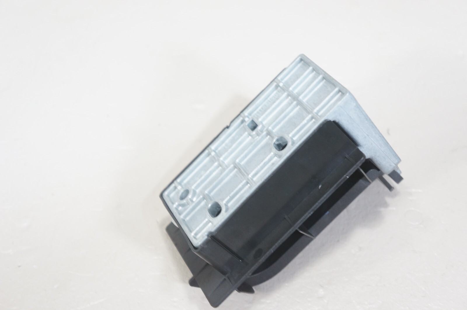 2007-2013 bmw x5 e70 rear left driver side roller blind shade bracket support Item image 5