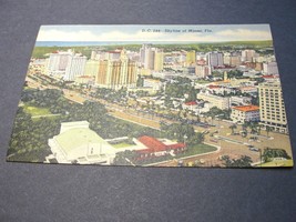 Skyline of Miami, Florida – 1940s Linen Postcard. - £7.00 GBP