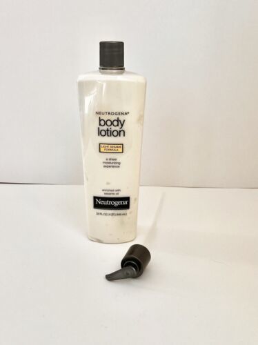 Neutrogena Body Sheer Oil Lotion For Dry Skin Light Sesame Formula 32 oz Jumbo - £207.82 GBP