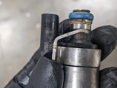 Fuel Injector Single For 15-18 Ford Focus  1.0 DM5G9F593AA FWD Item image 4
