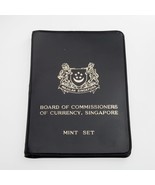 1969 Singapore Mint Set in Uncirculated Condition In Original Black Holder - $59.07 CAD