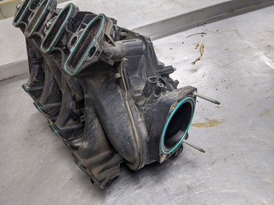 Intake Manifold For 10-13 GMC Sierra 1500  5.3 25383922 Gas Item image 4