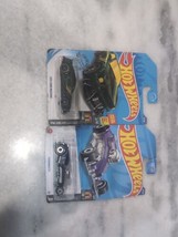 Two (2) Hot Wheels Dream Garage- 2005 Ford Mustang #19 &amp; Fusionbusta #84 - $9.90