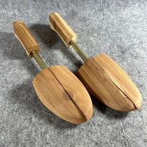 Set Of 2 Size Medium Cedar  Shoe Trees, Rochester Shoe Tree Co. Ashland NH. - £13.89 GBP