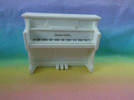 Epoch Sylvania Calico Critters Replacement White Piano - $5.88