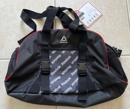 NWT Reebok AXLE Duffle Bag Gym Sports Duffel Bag - £19.98 GBP