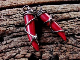 Red howlite dangles earrings stained glass method metal drops gothic wichy retro - £28.42 GBP