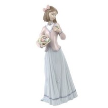 Lladro #7644 &quot;Innocence in Bloom&quot; Young Woman with Ringlets and Flowers ... - $187.11