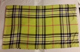 3 QUANTITY BUNDLE LOT YELLOW BLUE, PINK GREEN, PINK BLACK PLAID SCARVES ... - $728.16 MXN