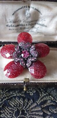 Spilla floreale a strati in vetro glitterato rosso/rosa VINTAGE anni &#39;80... - $27.83