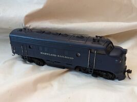 Athearn Maryland Railroad HO Diesel Locomotive Train 42005 F7A 7 Blue Wo... - €53,68 EUR
