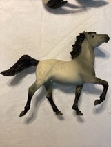 1985 Breyer Horse Famous Spanish Barb #415 Bob Scriver Blue Roan Grulla - $10.89