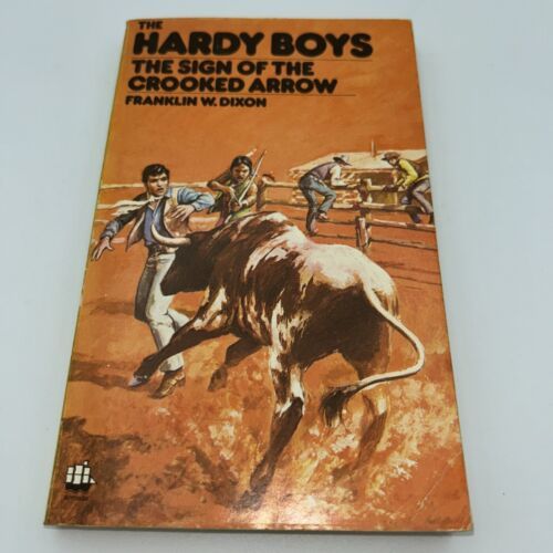 Primary image for #19 The Sign Of The Crooked Arrow Hardy Boys Franklin W. Dixon UK Print 1980 PB