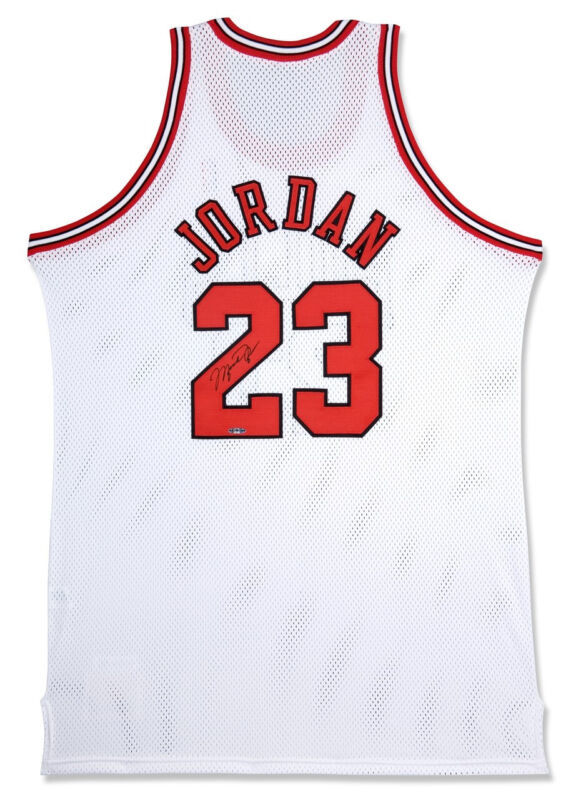 Michael Jordan Autographed Chicago Bulls White 1997-98 Authentic M&amp;N Jer... - $14,995.00