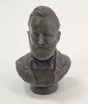 *C55) 1977 Franklin Mint Ulysses S. Grant Presidential Bronze Bust - $84.14