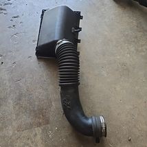 04-07 JEEP LIBERTY 3.7L OEM ENGINE AIR BOX AIR CLEANER INTAKE ASSEMBLY - $59.99