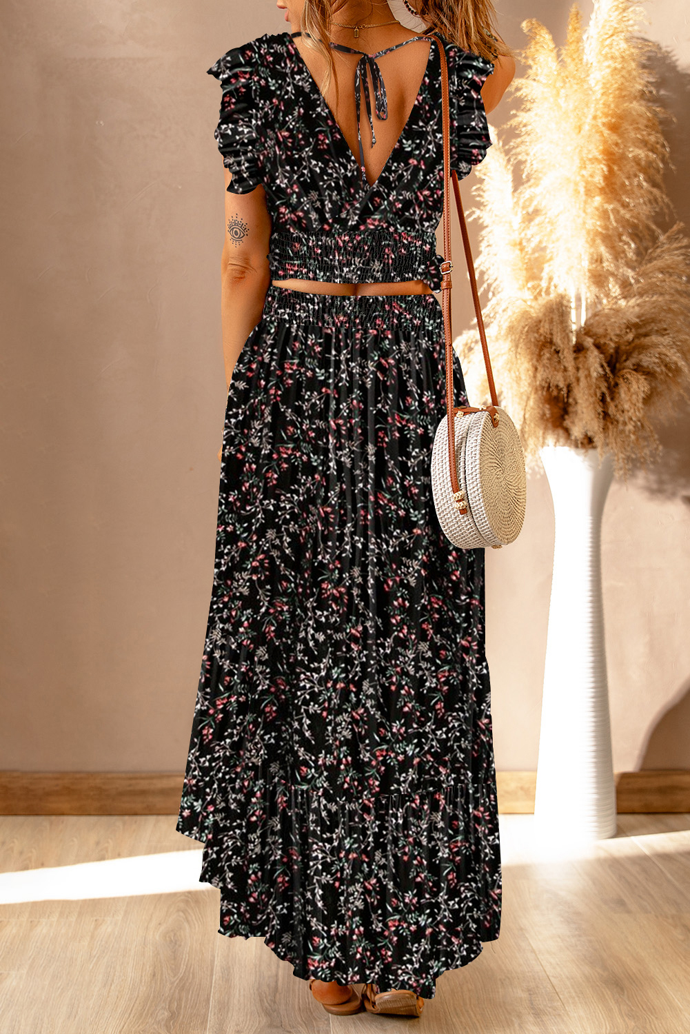 Black Multicolor Floral Ruffled Crop Top and Maxi Skirt Set Item image 2