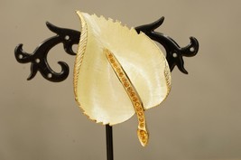Vintage Costume Jewelry Gold Tone Metal Enamel Orange Rhinestone Leaf Brooch Pin - £16.70 GBP