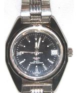 LADIES STAINLESS STEEL WATER RESISTANT WITH CLASP WRIST WATCH - $1,188.51 MXN