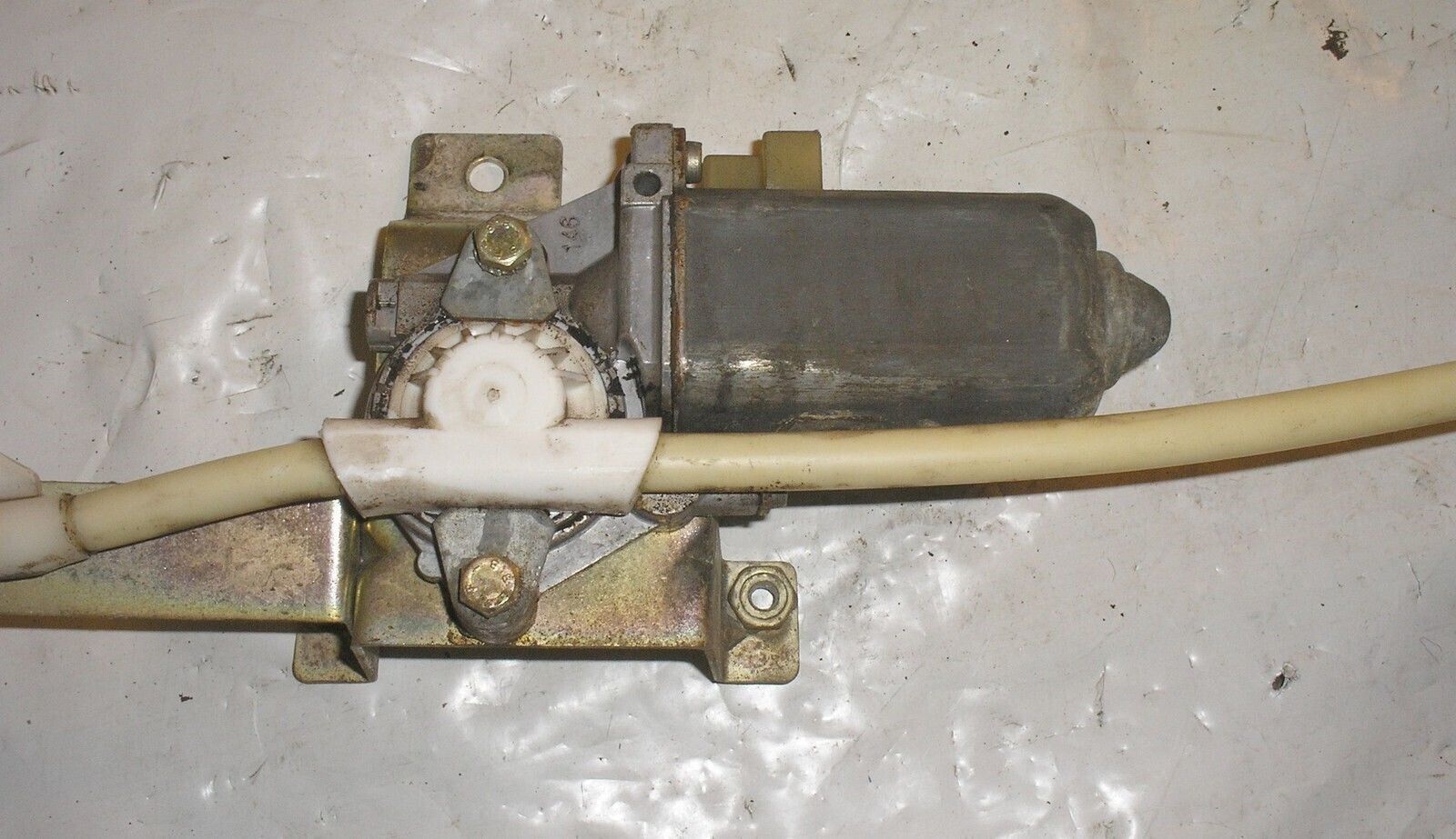1981 Delorean DMC 12 OEM Right Door Power Window Lift Motor Regulator &amp; ... - $269.88