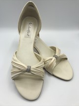 Coloriffics Fantasy Size 10 Dyed Ivory Kitten Heel Women&#39;s Shoes 2&quot; Heel - £34.23 GBP