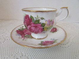 Vtg Queen&#39;s Fine Bone China Teacup &amp; Saucer Rosina China Co Pink Roses England - £14.99 GBP