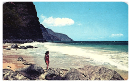 Napali Cliffs Kauai Woman &amp; Ocean Pan Am Hawaii Postcard - £6.23 GBP