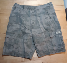 Wrangler Cargo Shorts Men&#39;s Size 36 Authentic Issue Hiking Camping Hunting Camo - $10.00