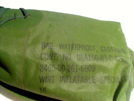 US Army Official Issue Waterproof Clothing Bag Wirt Very Good With Draws... - $6.00