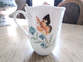 Lenox Butterfly Meadow Coffee Tea Mug Monarch Butterfly  Pattern Louise ... - $166.31 MXN