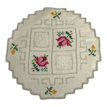 Roses Centerpiece Doily Cross Stitch Pink Yellow ROUND Cottage Granny Co... - £21.98 GBP