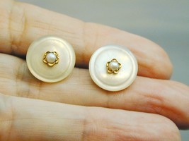 2 Victorian 10k Gold Seed Pearl &amp; Mother Of Pearl Button Buttons 1/2&quot; - £130.80 GBP