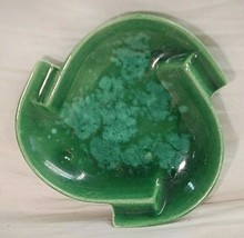 Royal Haeger Green Sponge Pinwheel Ashtray Art Pottery R860 Vintage MCM USA - £27.68 GBP