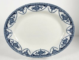An item in the Pottery & Glass category: Vintage Universal Platter England Blue Serving Plate 8 x 10 Cottagecore British