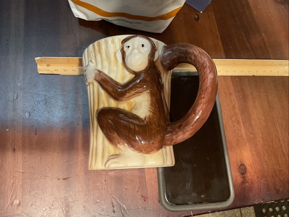 Pier 1 Imports Monkey Hug Mug  Hand Painted Dolomite Stoneware Chimp Tail Handle Item image 12
