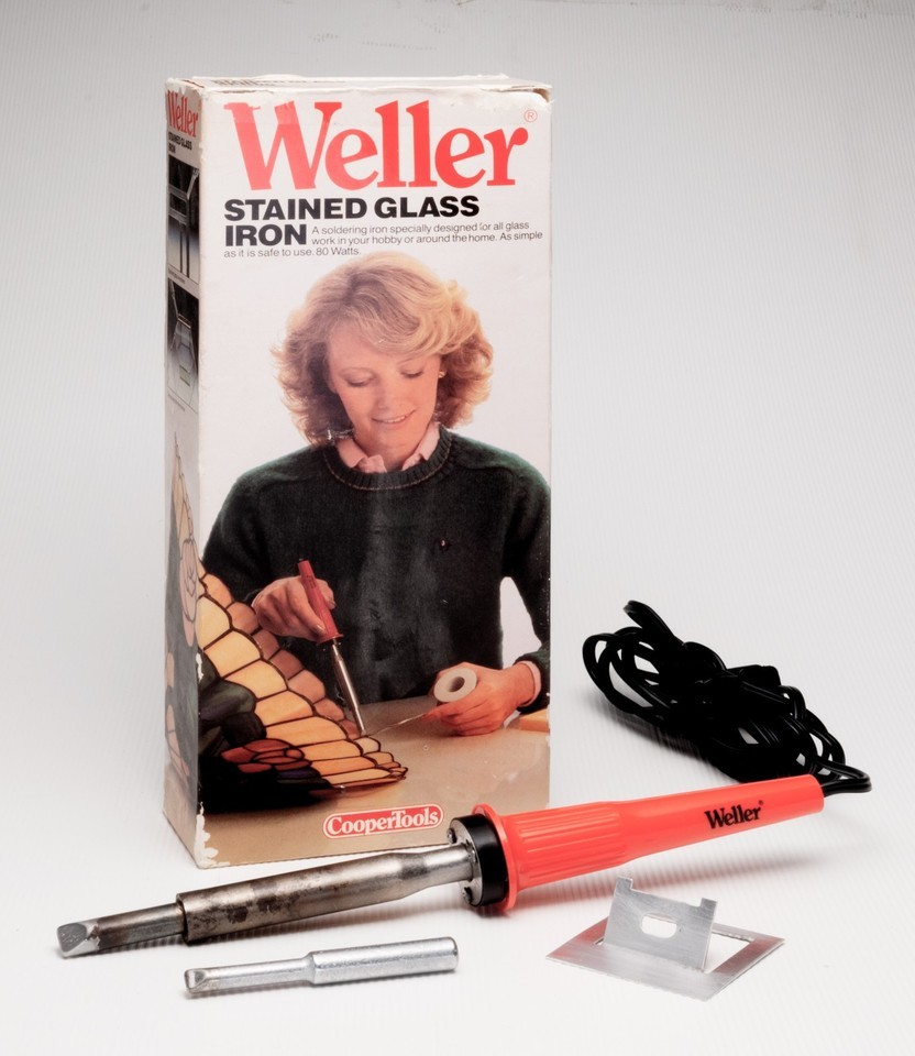 VINTAGE 80s WELLER STAINED GLASS HOBBY SOLDERING IRON 900°F 2-TIPS TESTED USA Item image 4