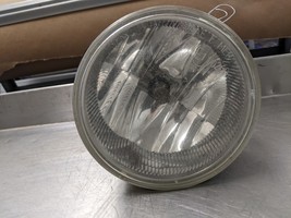 Left Fog Lamp Assembly From 2004 Jeep Grand Cherokee  4.0 - $34.95
