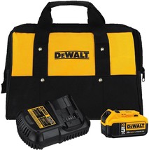 DEWALT 20V MAX Battery and Charger Kit with Bag, 5.0Ah (DCB205CK) Starter kit w/ - £85.57 GBP